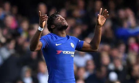 Batshuayi tỏa sáng, Costa cũng không thể ngồi yên