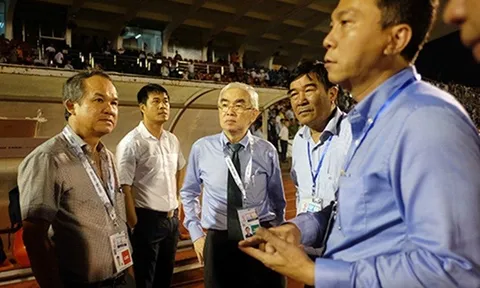 Bầu Đức lại bênh Hữu Thắng, muốn VFF chọn HLV dựa trên thành tích