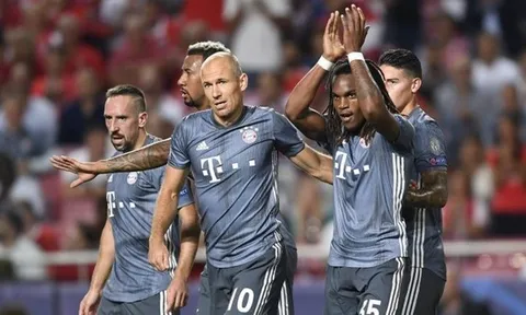Bayern Munich ra quân thắng lợi, HLV Kovac khen ngợi đặc biệt cái tên này