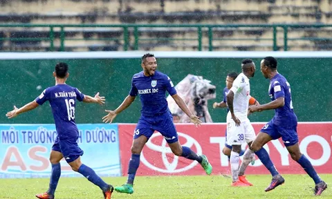 Becamex Bình Dương 2-0 Hà Nội FC (Vòng 18 V-League 2017)