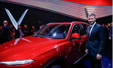 Beckham lịch lãm sánh bước cùng Vinfast tại Paris