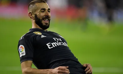 Benzema thăng hoa, Real Madrid bay cao dưới thời HLV Solari
