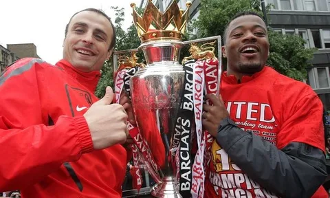Berbatov, Evra, Arfa và những cầu thủ tự do Man Utd có thể chiêu mộ lúc này