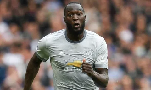Bị chê bai, Lukaku nổi đoá với huyền thoại Man Utd