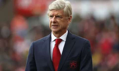 Bị chê 'chiến thuật' kém, Wenger nói gì?