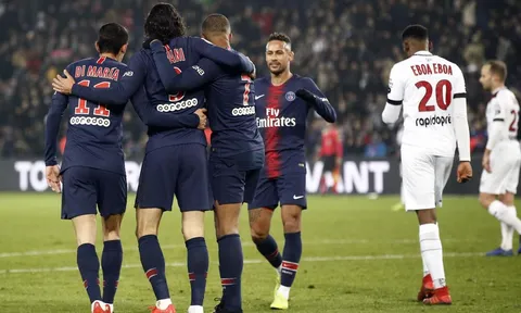 Cavani và Mbappe hattrick, Neymar cú đúp: PSG huỷ diệt đối thủ 9 bàn không gỡ