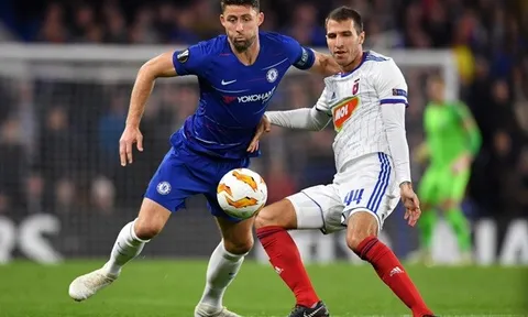 Biến căng! Nội bộ Chelsea "choáng váng" vì 1 quyết định của Sarri