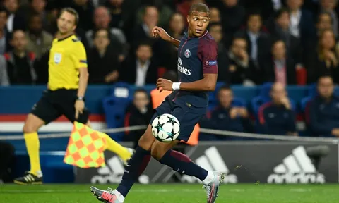 Biến đối thủ thành gã hề, Mbappe nên bị cấm thi đấu!