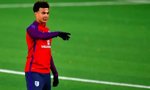 Bỏ Coutinho, Barcelona săn sao Tottenham