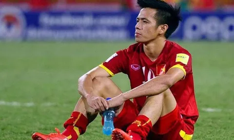 Bố Văn Toàn gửi lời tâm can đến Văn Quyết về việc chấn thương