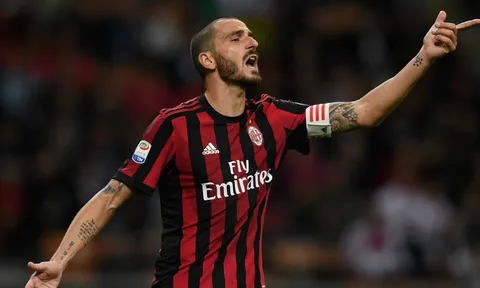 Bonucci chơi dở tệ nhưng vẫn được truyền thông 'nương tay'?