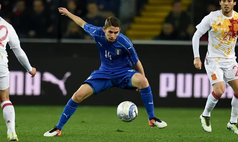 Brazil muốn cướp sao Napoli khỏi tay tuyển Italia