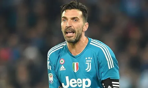 Buffon: "PSG quá nhàn hạ, Juventus thì quá khắc nghiệt"