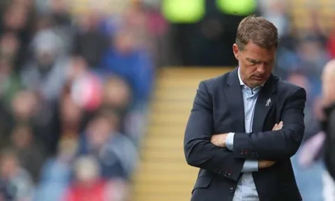 Burnley 1-0 Crystal Palace: Frank de Boer sắp bay ghế!