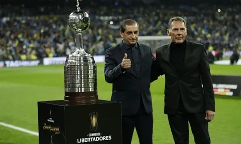 Giây phút đăng quang đầy cảm xúc của River Plate trong trận derby kinh điển