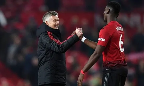 'Các cầu thủ Man Utd nên cảm thấy xấu hổ'