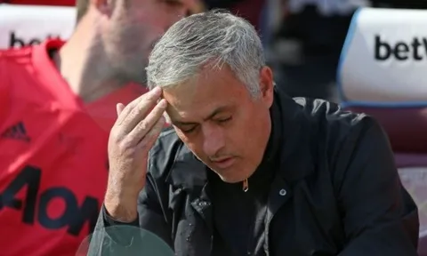 Các cầu thủ và nhân viên MU tin rằng Mourinho sẽ bị sa thải vào cuối tuần