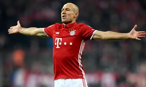 Cái chân trái ảo diệu của Arjen Robben