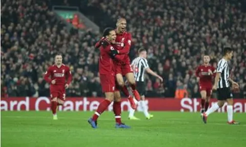TRỰC TIẾP Liverpool 4-0 Newcastle United: The Kop độc chiếm ngôi đầu (KT)