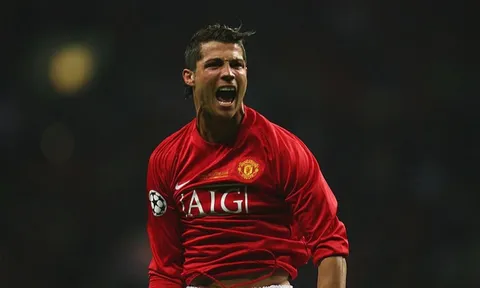 Ronaldo trở lại Old Trafford: Man Utd thêm một lần đau?