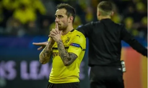 Alcacer "tắt điện" trước nhà cựu á quân Champions League