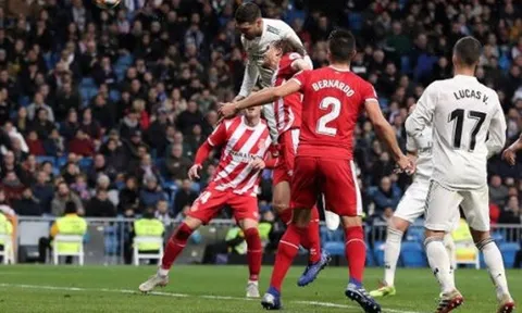 Ramos đóng giả Ronaldo, Real lội ngược dòng kịch tính trước "tí hon" Girona