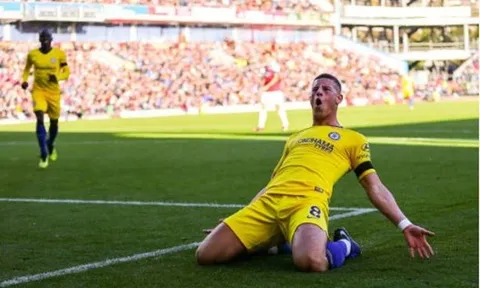 Thăng hoa tột đỉnh, Chelsea "giải quyết" gọn gàng Burnley