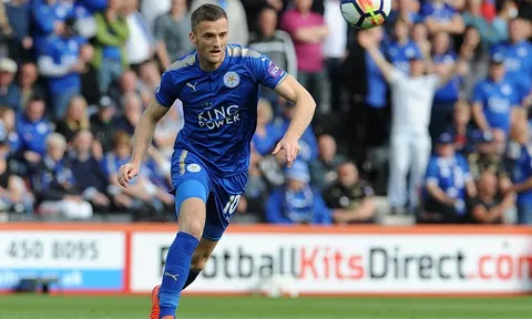 'Cất' Mahrez, hàng công Leicester cũng chẳng khá hơn