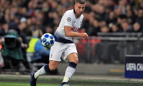 "Cậu ấy chỉ cách Man Utd 1 bước chân"
