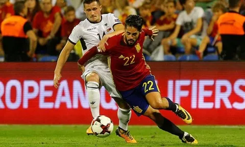 'Cậu bé vàng' Isco: Chìa khóa cho sự hồi sinh của đội tuyển Tây Ban Nha