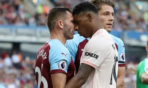 'Cậu ta khiến Rashford bị thẻ đỏ vì muốn trả thù Man Utd'