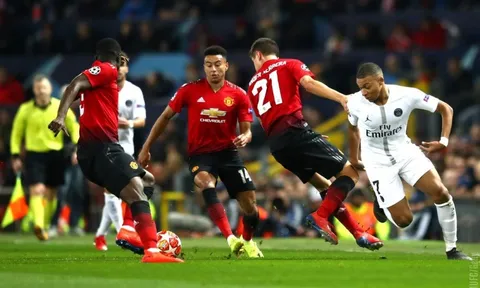 "Cậu ta là nỗi ô nhục của Man Utd"