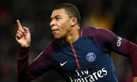 Cầu thủ trẻ Pháp xuất sắc nhất năm: Mbappe đánh bại sao Man United