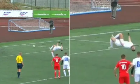 Cầu thủ U21 gây chú ý với pha đá penalty lộn cầu vồng