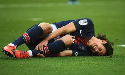 Thêm tiền đạo chủ lực của PSG chấn thương trước lần đụng độ Man Utd