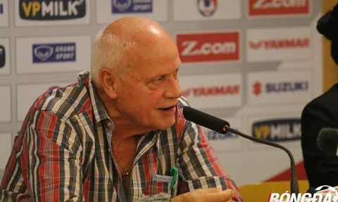 Cay cú vì bị bị loại, HLV Afghanistan khẳng định Việt Nam không có cơ hội tại Asian Cup