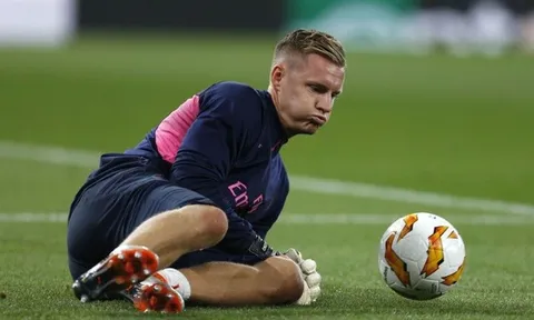 CĐV Arsenal: "De Gea không thể sánh bằng cái tên này"