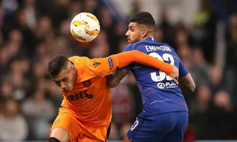 CĐV Chelsea đòi đẩy Alonso lên ghế dự bị vì một cái tên