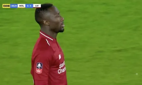 CĐV Liverpool cũng bắt đầu 'ngán' Keita