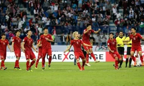 CĐV Việt Nam: "Chết hụt thường sống dai là có thật"