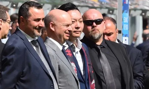 CEO Milan lên tiếng cảnh cáo HLV Montella