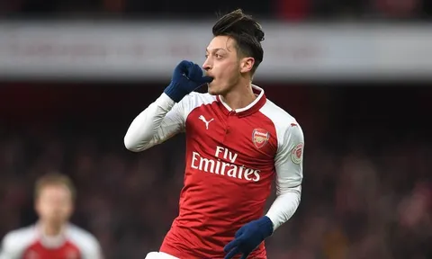 Chấm điểm Arsenal 1-0 Newcastle: Đẳng cấp Mesut Ozil!