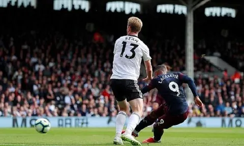 Chấm điểm Arsenal: Lacazette đá như lên đồng