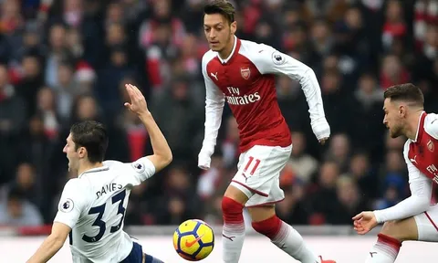 Chấm điểm Arsenal trận Tottenham: Chân giá trị của Ozil