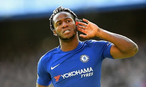 Chấm điểm Chelsea: Batshuayi làm lu mờ Morata
