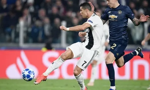"Chân của Ronaldo cứ như sấm sét"