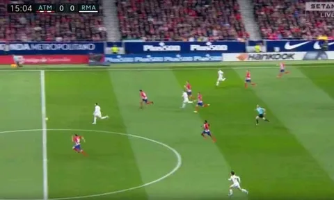 Chạy thua cả Juanfran, Ronaldo đã hết thời