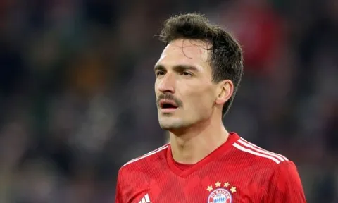 Chelsea được "bật đèn xanh" mua hậu vệ của Bayern