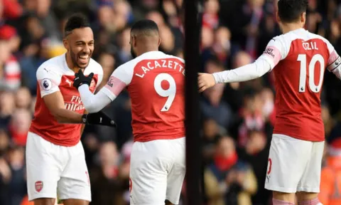NHM Arsenal 'phát sốt' với chỉ 1 đường chuyền của Ozil