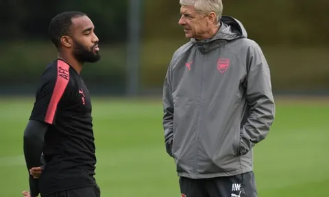 "Chỉ có Arsenal mới đánh bại được Man City lúc này"
